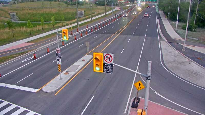 Traffic camera image at 2025-07-01 01:01:27
