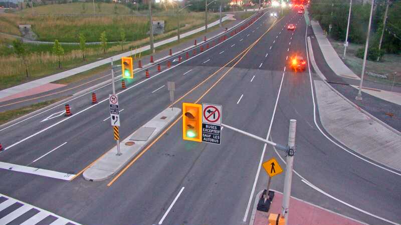 Traffic camera image at 2025-07-01 01:06:13