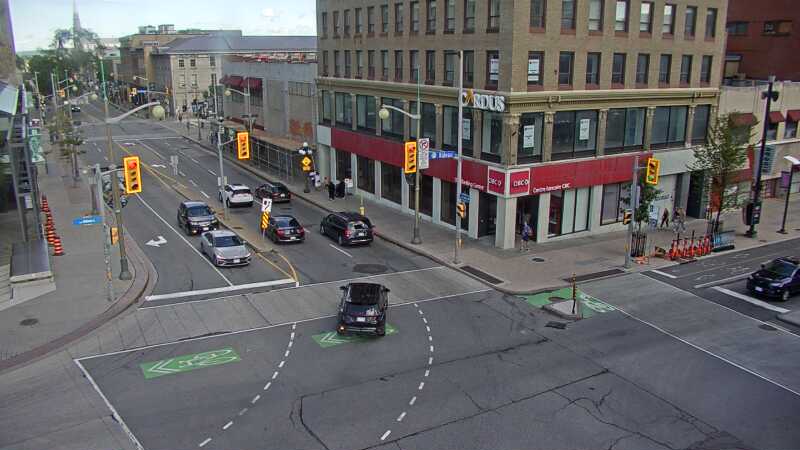 Traffic camera image at 2025-08-24 14:25:13