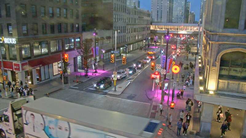Traffic camera image at 2025-08-31 00:05:09