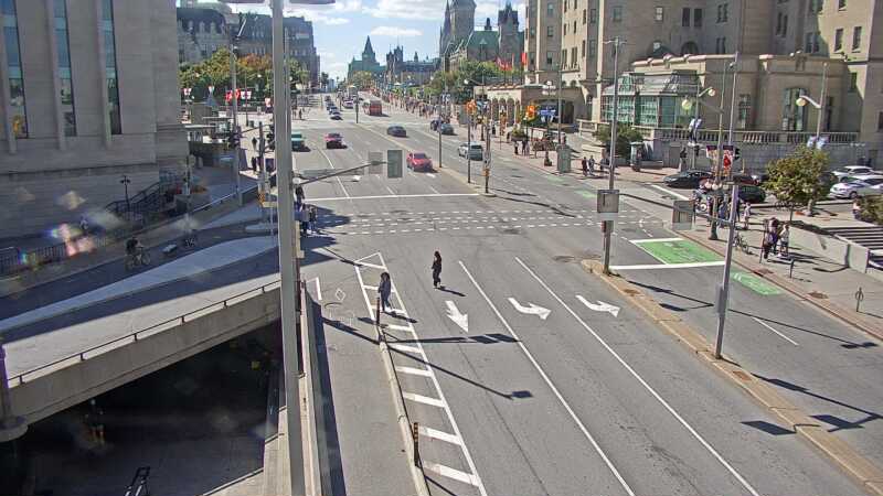 Traffic camera image at 2025-09-14 18:00:29