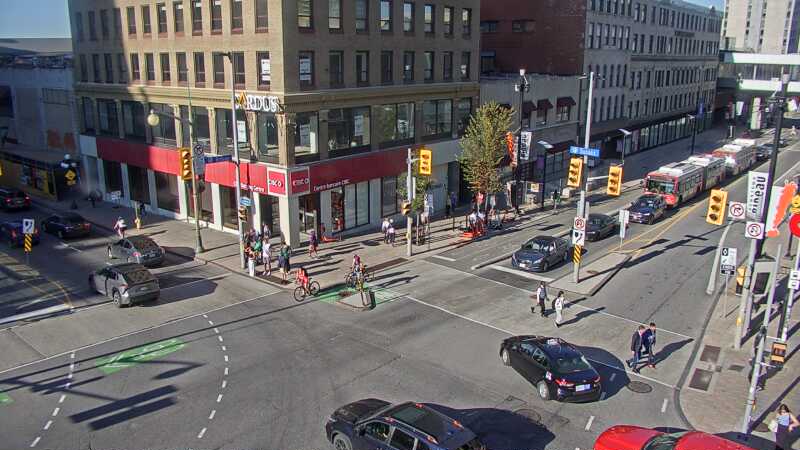 Traffic camera image at 2025-09-15 20:40:09