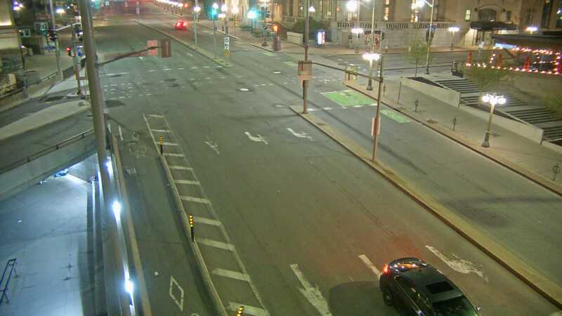 Traffic camera image at 2025-05-09 06:35:51