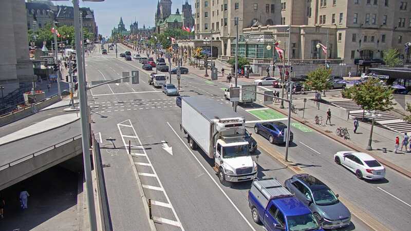 Traffic camera image at 2025-06-30 16:50:10