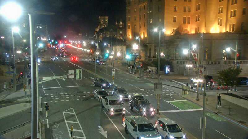Traffic camera image at 2025-07-06 01:55:10