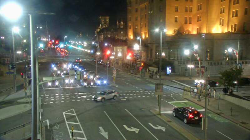 Traffic camera image at 2025-07-06 02:05:10