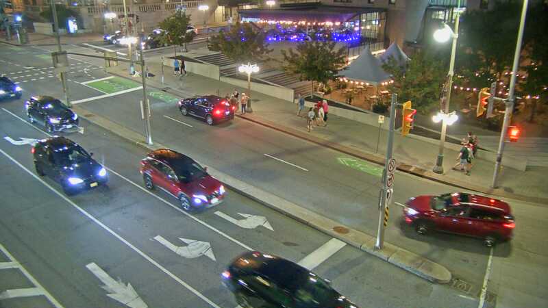 Traffic camera image at 2025-07-31 01:10:12