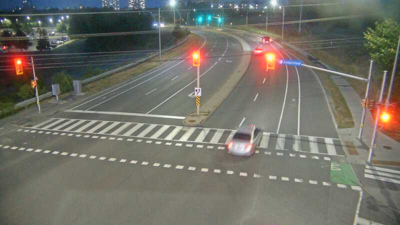Traffic camera image at 2025-08-25 00:31:06