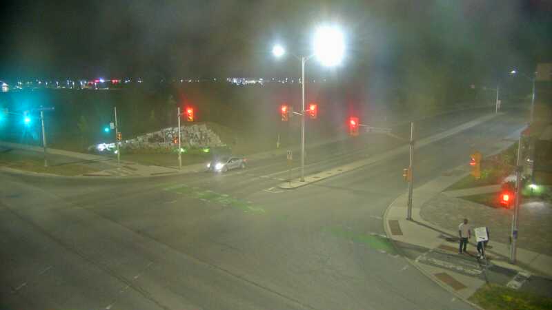 Traffic camera image at 2025-08-04 01:41:03