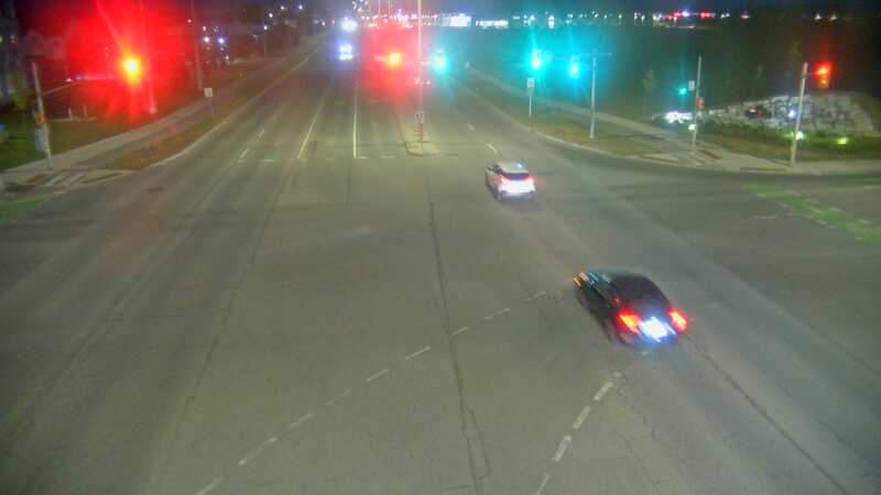 Traffic camera image at 2025-08-25 00:36:03