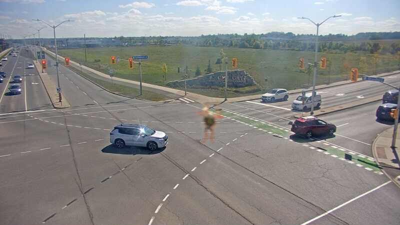 Traffic camera image at 2025-09-14 18:26:15
