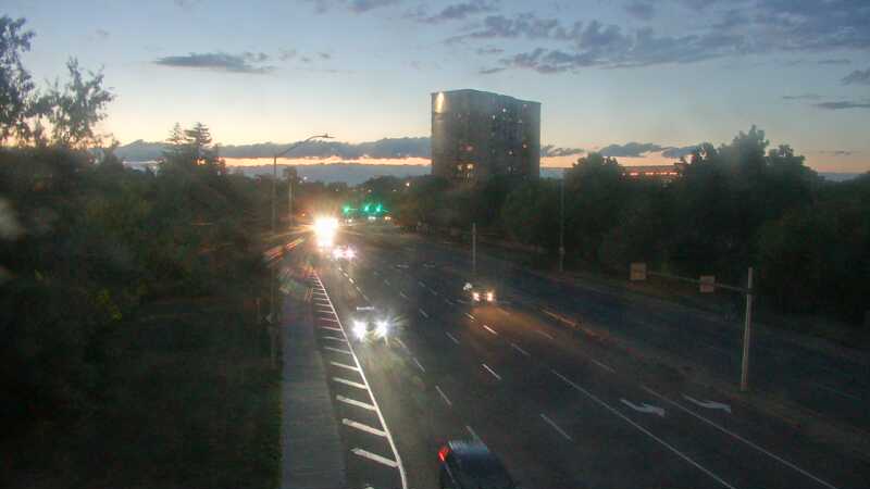 Traffic camera image at 2025-08-25 00:20:58