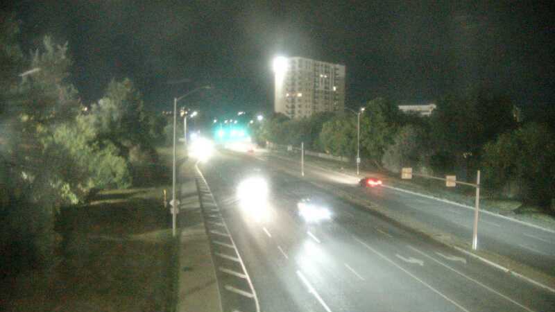 Traffic camera image at 2025-08-25 03:20:58