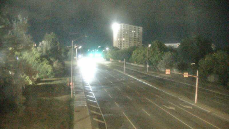 Traffic camera image at 2025-08-25 03:41:00