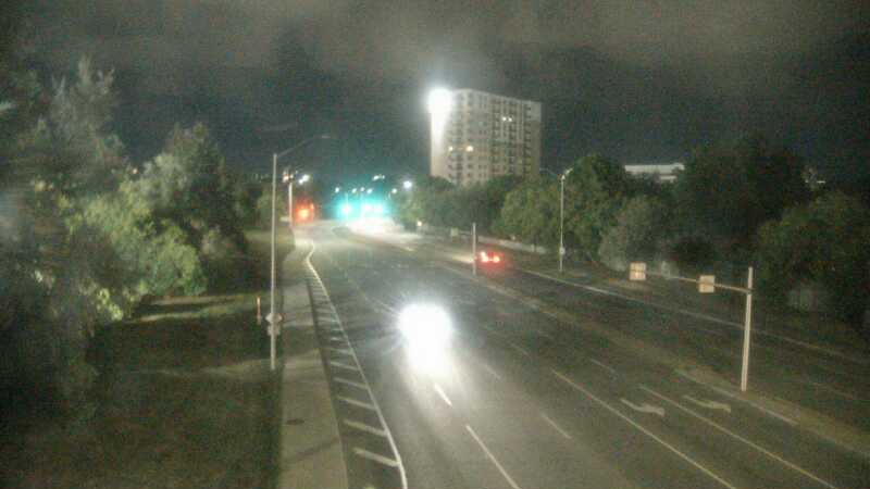 Traffic camera image at 2025-08-25 04:11:04