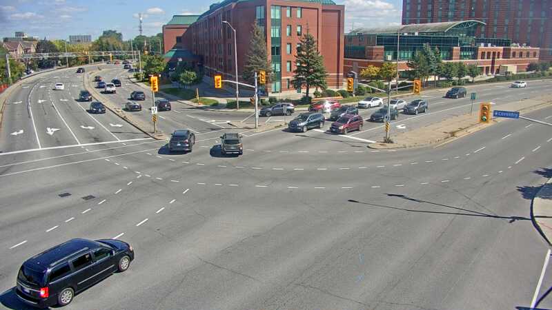 Traffic camera image at 2025-09-14 17:21:07