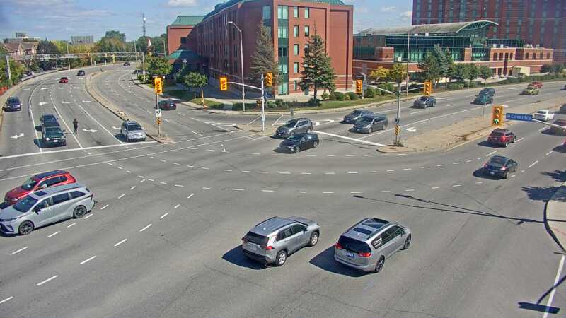 Traffic camera image at 2025-09-14 17:46:14