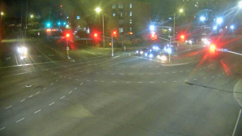 Traffic camera image at 2025-09-17 00:21:01