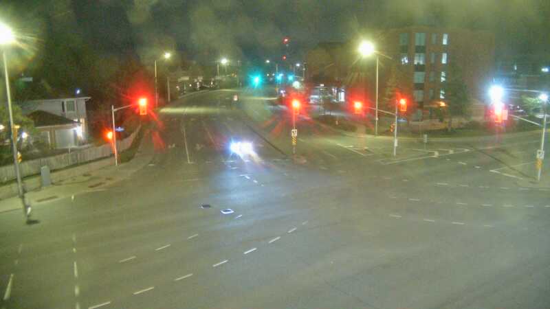 Traffic camera image at 2025-05-09 06:25:46