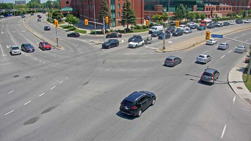 Traffic camera image at 2025-06-30 17:11:18