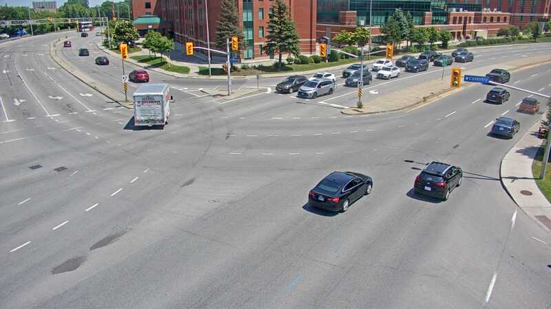 Traffic camera image at 2025-06-30 17:31:20