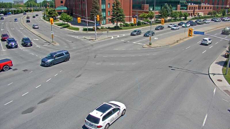 Traffic camera image at 2025-06-30 17:37:46