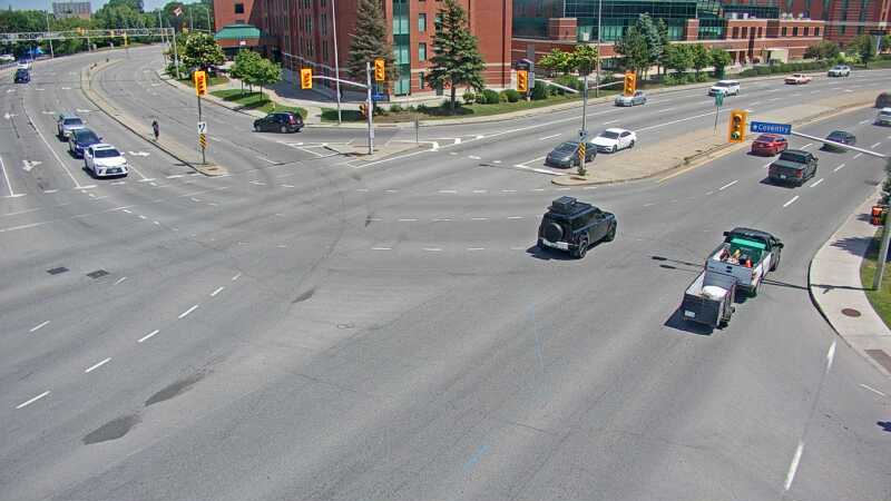 Traffic camera image at 2025-06-30 17:46:10