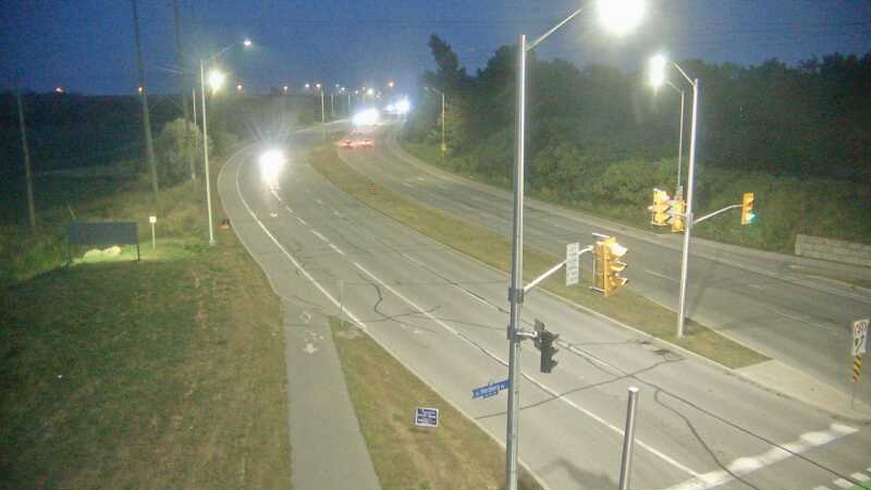 Traffic camera image at 2025-08-04 01:05:57