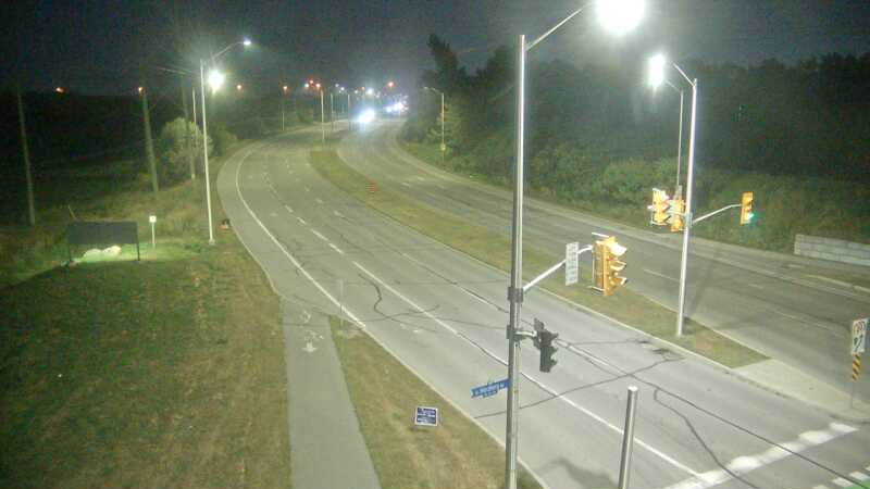 Traffic camera image at 2025-08-04 01:20:57