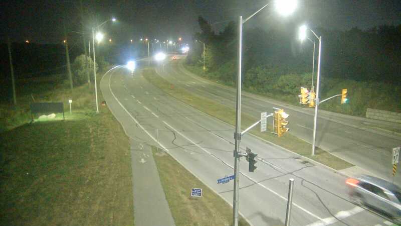 Traffic camera image at 2025-08-04 01:41:03