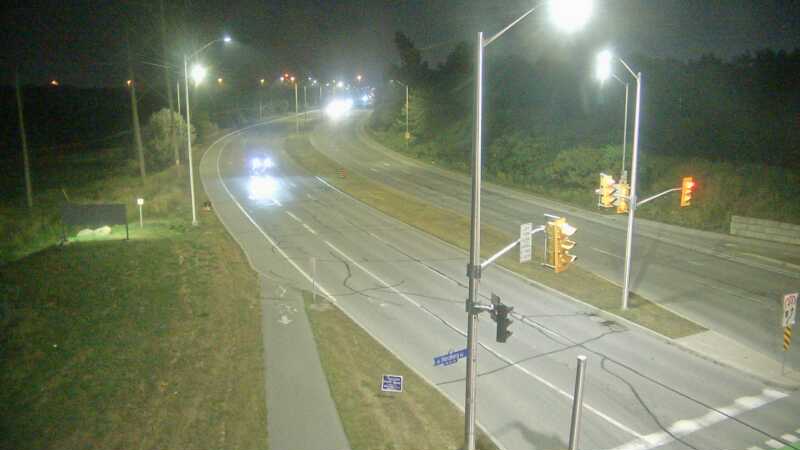 Traffic camera image at 2025-08-04 01:45:53