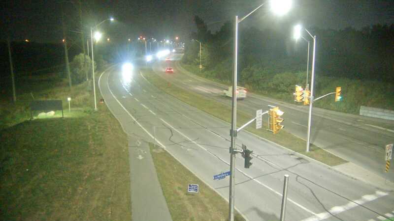 Traffic camera image at 2025-08-04 02:00:57