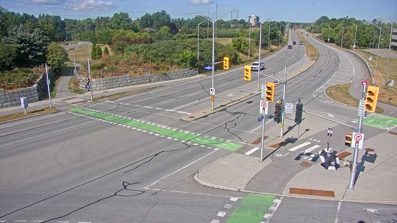 Traffic camera image at 2025-08-24 14:31:11
