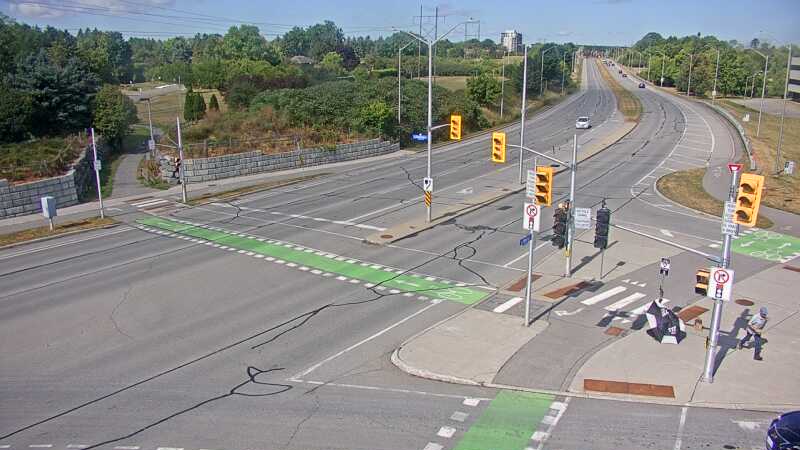 Traffic camera image at 2025-08-24 14:41:04