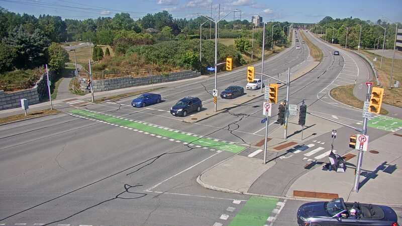 Traffic camera image at 2025-08-24 15:11:03