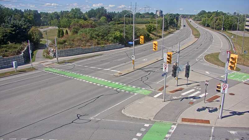 Traffic camera image at 2025-08-31 16:21:10