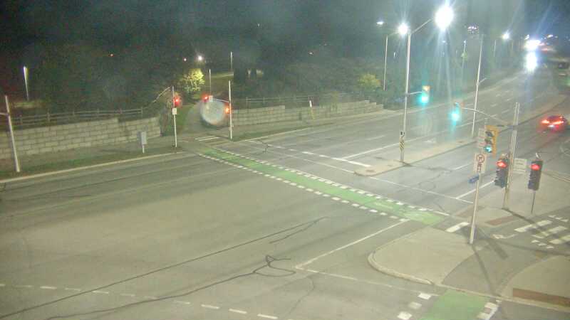 Traffic camera image at 2025-09-18 00:21:04