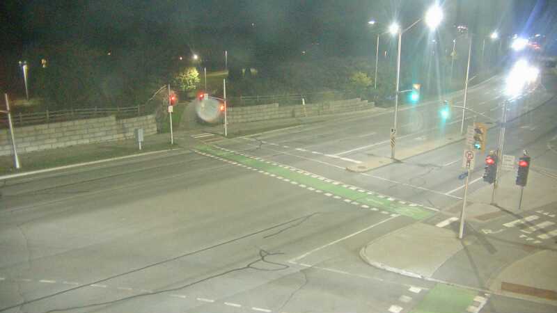 Traffic camera image at 2025-09-18 01:16:04