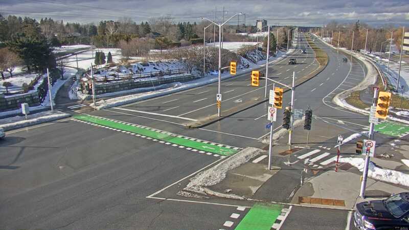 Traffic camera image at 2024-12-30 17:26:11