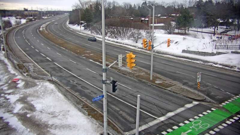 Traffic camera image at 2025-03-09 13:15:49