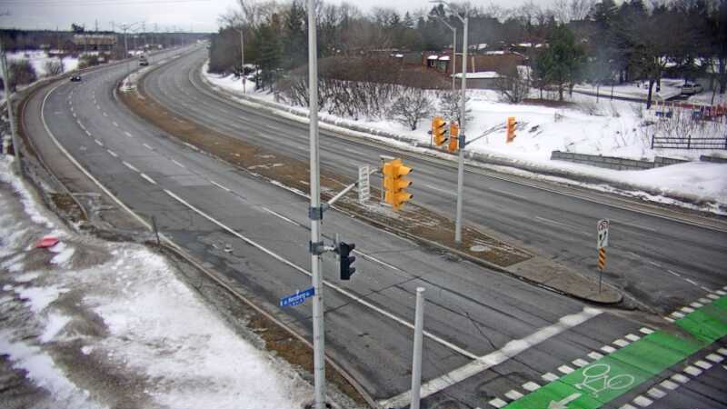 Traffic camera image at 2025-03-09 13:51:04