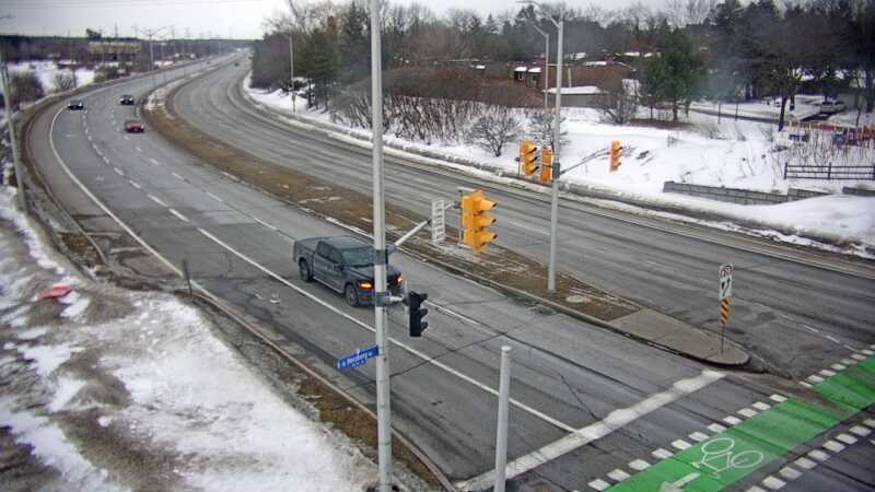 Traffic camera image at 2025-03-09 14:16:05