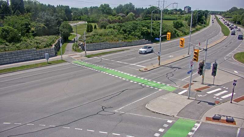 Traffic camera image at 2025-06-30 17:41:06