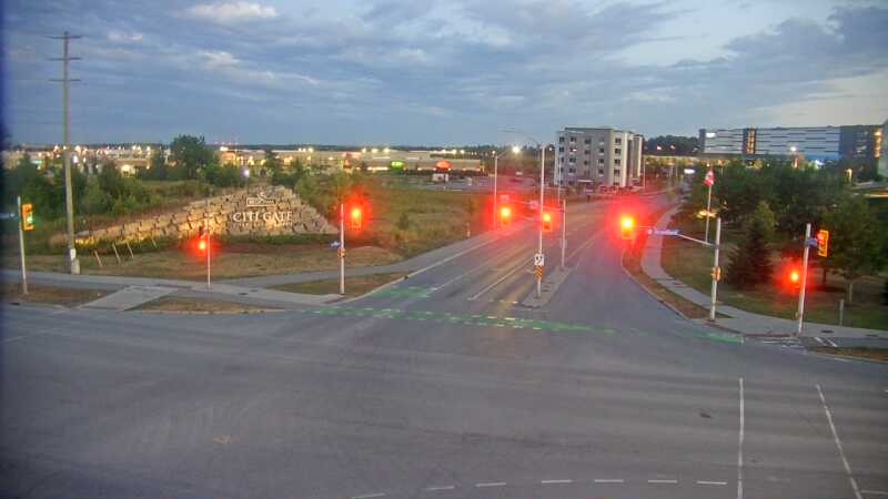 Traffic camera image at 2025-08-25 00:11:05