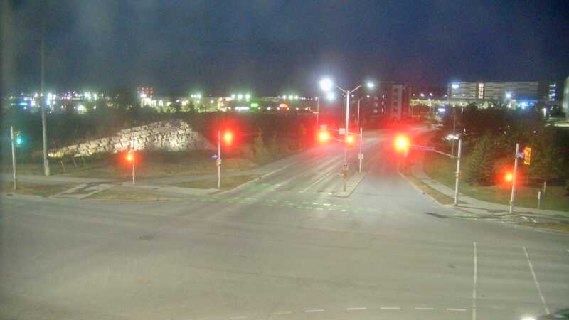 Traffic camera image at 2025-08-25 00:41:06