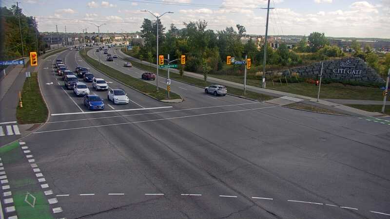 Traffic camera image at 2025-09-14 17:36:07