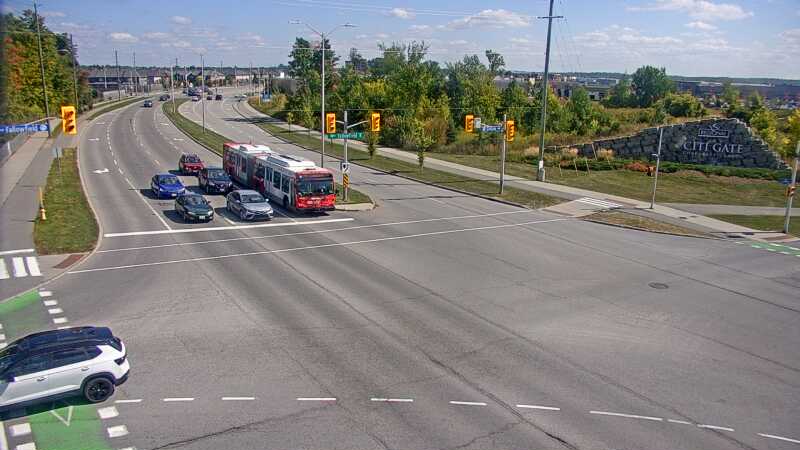 Traffic camera image at 2025-09-14 18:06:17