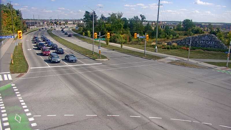 Traffic camera image at 2025-09-14 18:16:11
