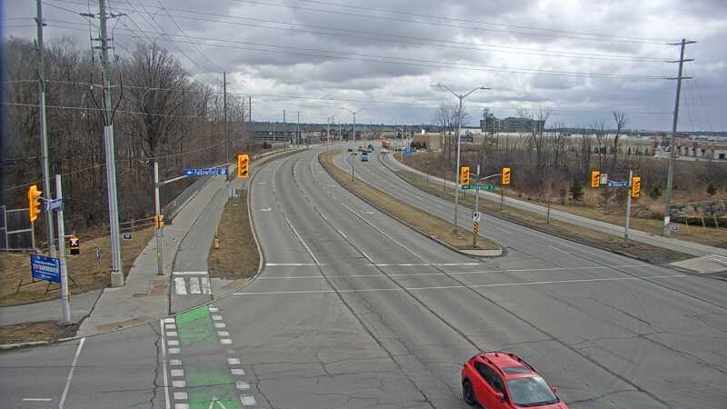 Traffic camera image at 2025-03-25 16:05:52
