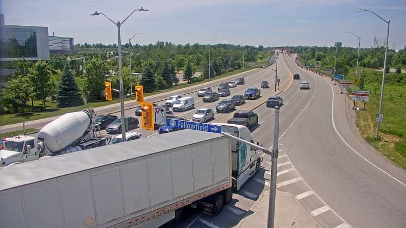 Traffic camera image at 2025-06-30 17:31:20
